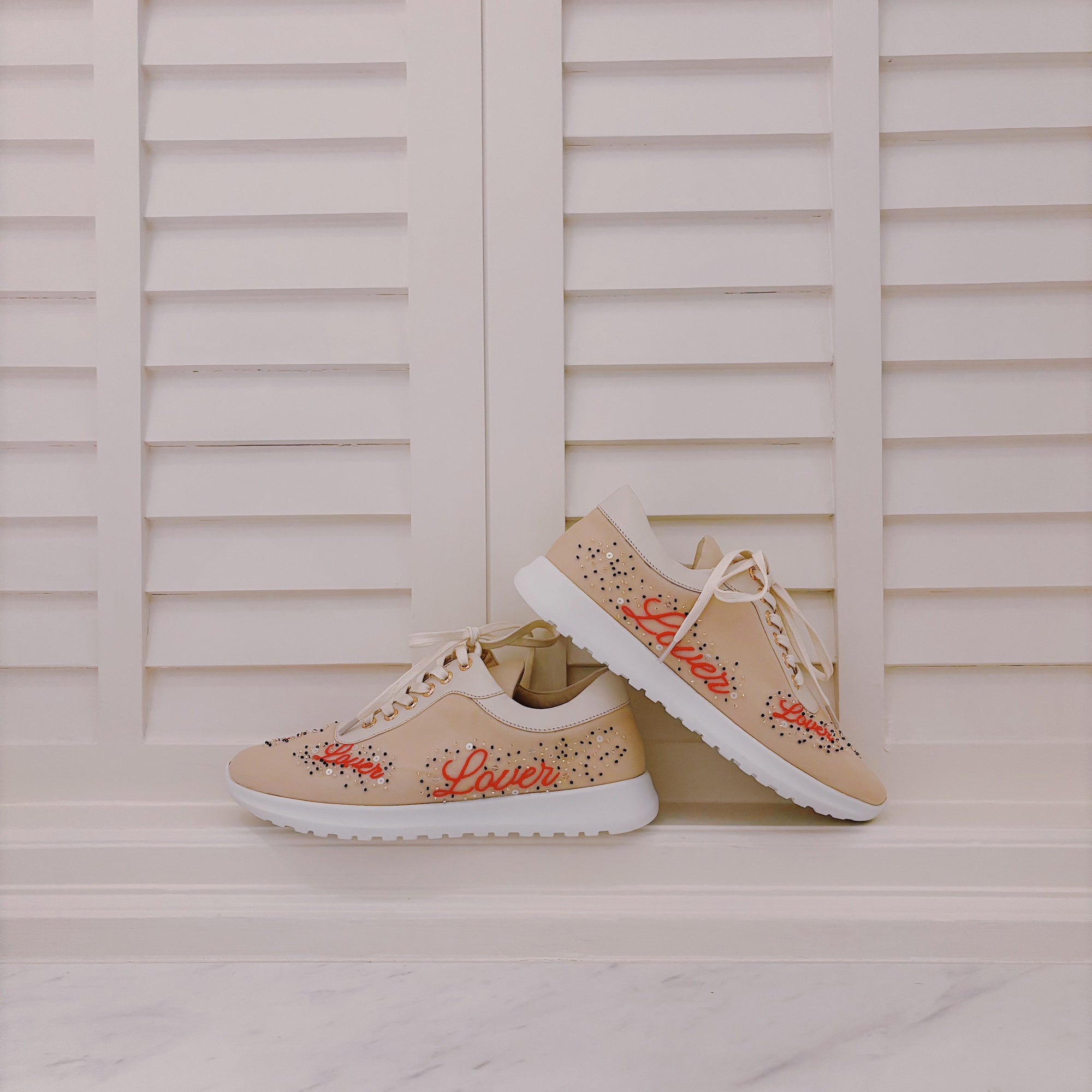 Lover trainers in beige with embroidery and beads 
